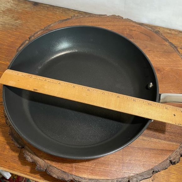 All Clad black non stick 10.5 inch skillet cookware Pan new - Picture 8 of 10